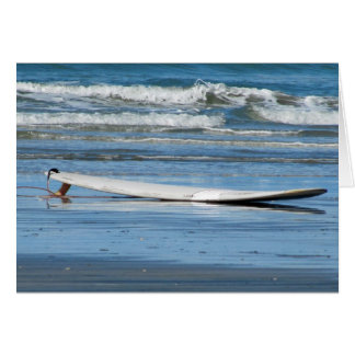 Cartão Surfboard na praia