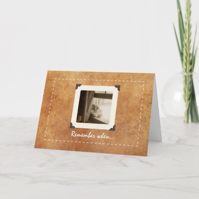Cartão Teddy Bear em Sill Nostalgic Photo Greeting Card (Frente)