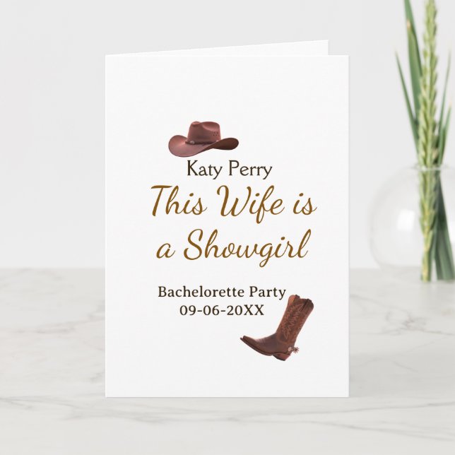 Cartão This Wife is a showgirl bachelorette party name da (Frente)