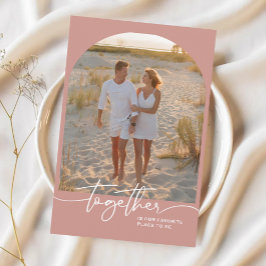 Cartão Tipografia de Casal Juntos Rosa Corado no Dia dos 