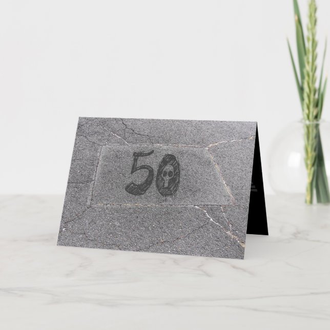 Cartão Uau Escrito Em Pedra Sobre A Colina (Frente)