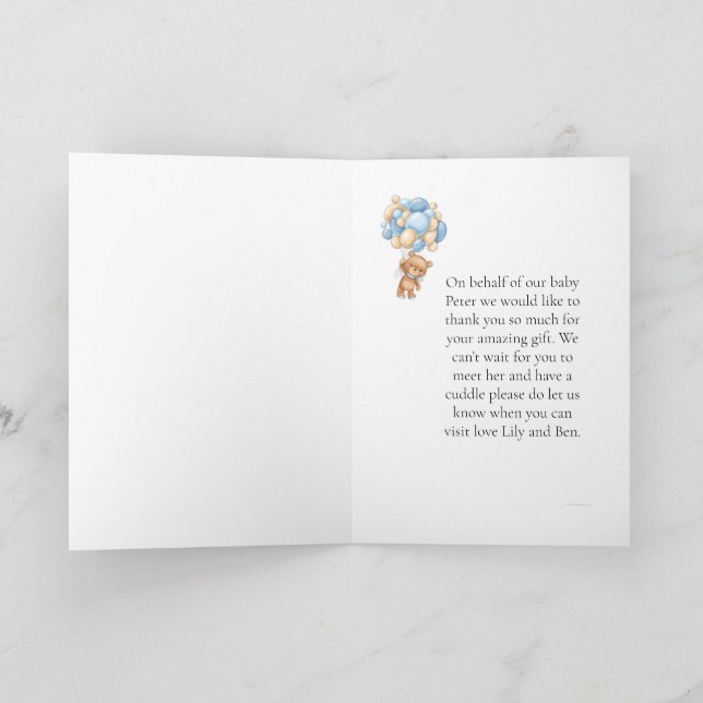 Cartão Um Balão Azul do Urso Teddy - Um Presente Incrível (Interior)