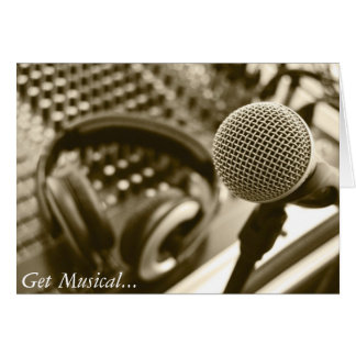 Cartão Um microfone e fones de ouvido