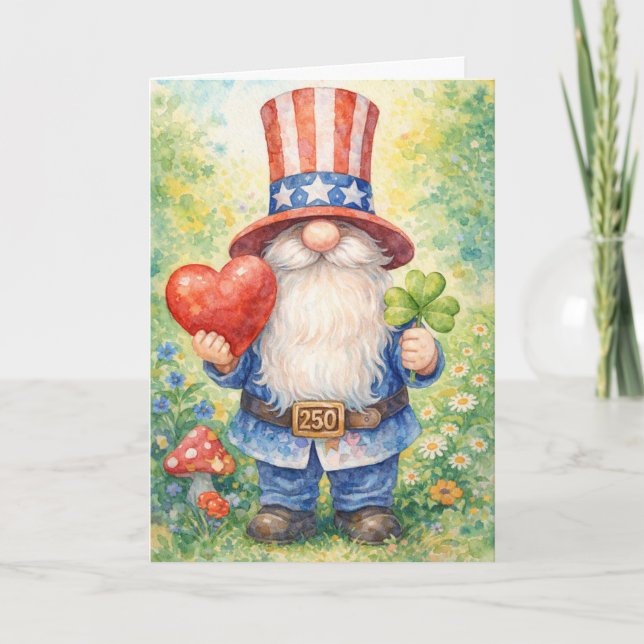 Cartão USA 250th Anniversary Patriotic Gnome Heart Shamro (Frente)