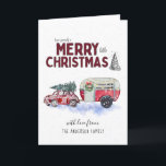 Cartão vermelho do Natal do campista do vintage<br><div class="desc">Este cartão de Natal vermelho do tema do campista do vintage é um clássico e é perfeito para qualquer um em sua lista de endereços. Adicione seu fraseio feito sob encomenda a este design usando "editam as caixas deste modelo do design" no lado de righthand do artigo, ou clicam o...</div>