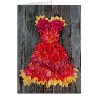 Cartão vestido de partido outonal