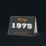 Cartão Vintage 1975 Limited Edition 50th Birthday Card<br><div class="desc">Vintage 1975 Limited Edition 50th Birthday Card | Saudação de Marco Retroativo Comemora um marco de ouro com esta placa de aniversário Vintage 1975 Limited Edition 50th. Projetado em estilo retrô com tipografia clássica e elementos de safra sutis, este cartão de saudação é perfeito para alguém nascer em 1975 ou...</div>