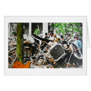 Cartão Vintage do acidente da destruição do carro da