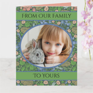 Cartão Vintage Dragonfly voando em um jardim inglês