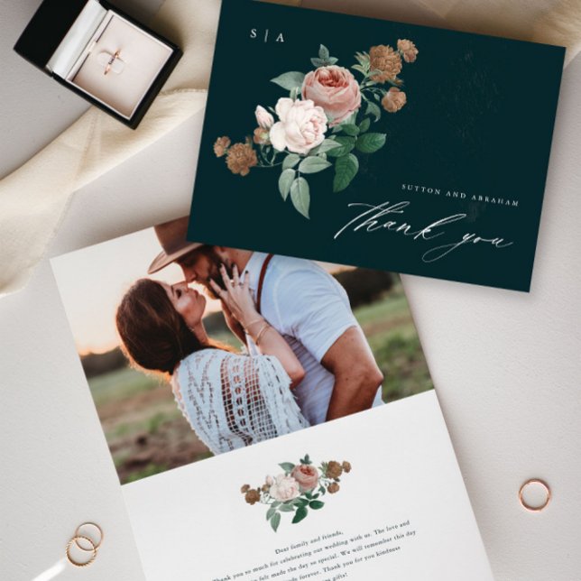 Cartão Vintage Floral Casamento Obrigado (Vintage Floral Script Navy Blue Wedding Photo Thank You Card.)