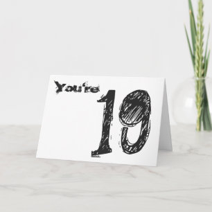 Cartão Você tem 19, grande texto preto e branco em branco