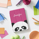 Cartaz de Panda Kawaii Adorável, Rosa, Personaliza<br><div class="desc">Adorável Urso de Panda Kawaii Face capa de ipad Personalizada Rosa. Editar para alterar o estilo da fonte,  a cor ou a cor do plano de fundo. Fundo rosa escuro com fonte cursiva para personalizar. Diversão do rosto do urso panda kawaii. www.SamAnnDesigns.com</div>