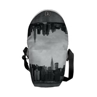 Carteiro A bolsa mensageiro - skyline de New York