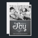Cartões com fotos de Natal para Joy Chalkboard<br><div class="desc">Celebre a temporada com este cartão de feriado moderno e na moda de Berry Berry Sweet.</div>