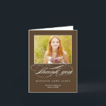 Cartões de agradecimentos de Graduação de Script B<br><div class="desc">Personalize este cartões de agradecimentos moderno e prepare-se para enviar a sua nota em estilo. Design © berryberrysweet.com</div>