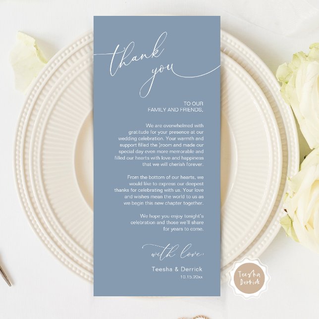 Cartões de agradecimentos Romântico de Definição d (Wedding Dinner Place Setting Thank You Card, Modern Romantic Script, in Dusty Blue)