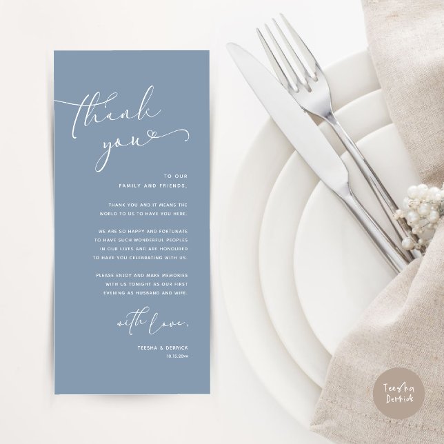 Cartões de agradecimentos Romântico de Definição d (Romantic Minimalist Wedding Dinner Place Setting Thank You Card, in Summer Dusty Blue)