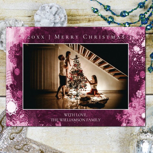 Cartões de foto de Natal Magenta Fosco Flocos de N (Magenta Frosted Snowflakes Christmas Photo Card)