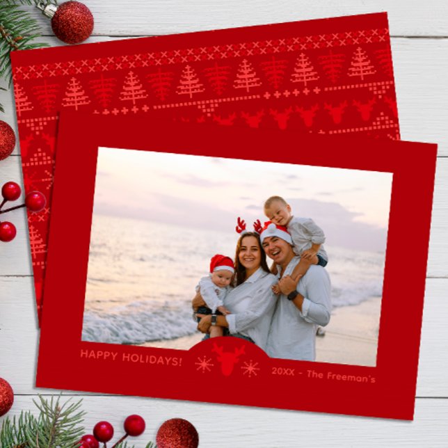 Cartões de foto de Natal Red Nordic Sweater (Minimal Nordic Family Photo Holiday Card)