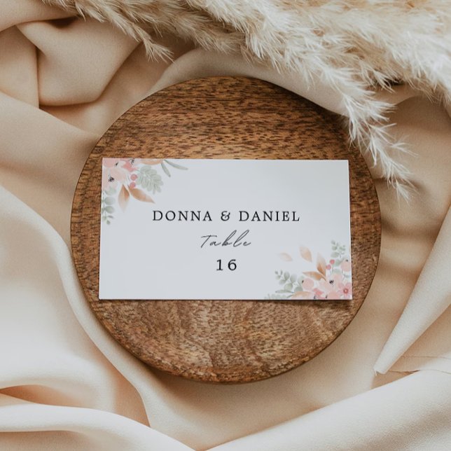 Cartões de Local de Vestido Modelo (Wildflower Wedding Place Cards Template)