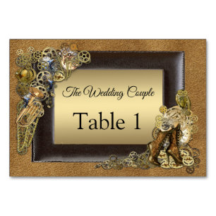 Cartões de mesa de casamento Steampunk em mesa de