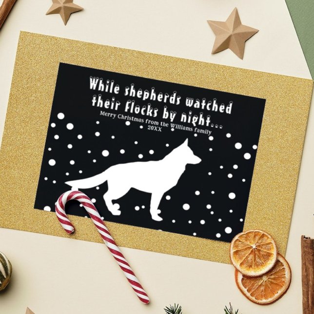 Cartões de natal de German shepherd B&W modernos (Modern B&W German Shepherd Christmas Greetings Holiday Postcard)