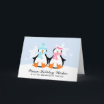 Cartões de Natal do casal do pinguim<br><div class="desc">Os cartões de Natal customizáveis que caracterizam um par corujas empoleiraram-se em um ramo e em flocos de neve em um fundo azul.
 Design de Sanqunetti</div>