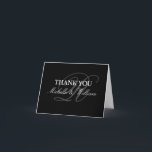 Cartões de nota personalizados para agradecimento<br><div class="desc">Cartões de nota personalizados para agradecimento de casamento. Design preto e branco chique com monograma de nome sofisticado para noiva e noivo / casal recém-casado. Cartões de casamento personalizáveis para convidados. Tipografia elegante e sofisticada. Visual elegante e glamoroso.</div>