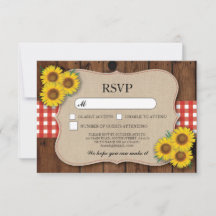 Cartões de RSVP em burlap de casamento em madeira 