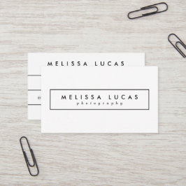 Cartões de visitas brancos à moda mínimos