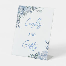 Cartões Florais Azuis Elegantes e Mesas para prese