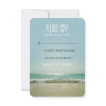 Cartões RSVP de casamento em praia moderna com mar