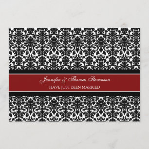 Cartões vermelhos do anúncio do recem casados do