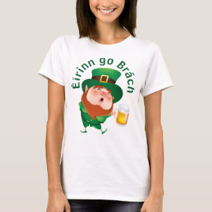 Cartoon Leprechaun com Cerveja T-Shirt