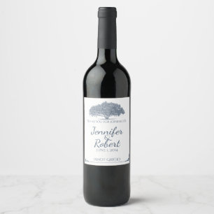Carvalho Mossy na etiqueta azul do vinho do