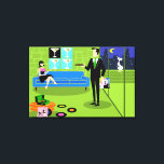 Casal de desenho urbano retrô impressão de tela es<br><div class="desc">Este Casal de desenho animado urbano "Streted Canvas Print" apresenta o desenho animado de um apartamento de penthouse elegantemente decorado, com vista para uma linha do horizonte da cidade. O apartamento tem um chão verde e uma parede de tijolos verdes. Na parede estão quatro Classic Movie Martini Stretered Canvas Prints,...</div>