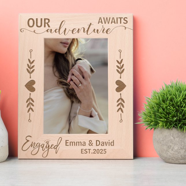 Casal noivado de Boho Adventroso do Casamento do A (Engagement engaged she said yes first christmas home decor keepsake fun love calligraphy memories  )