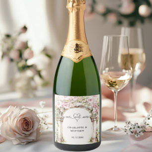 Casamento com mrs Heart script Pink florals Arch