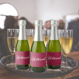 Casamento de Bridesmaid com Script Estilizado de V
