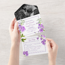 Casamento de cor d'água com flores roxas delfinas