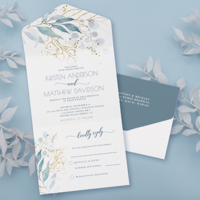 Casamento de Cor de Água Botânica Dusty Blue Boho (These budget-friendly wedding invitations are designed with an easy-to-tear-off perforated RSVP.)