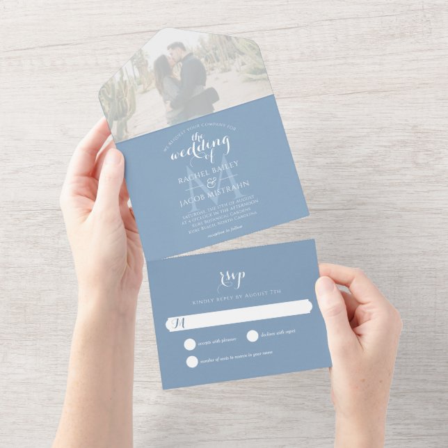Casamento de Foto Azul Simples Monograma Dusty (Aba destacável)