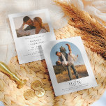 Casamento de Fotografias Romântica Elegante do Orç<br><div class="desc">Apresentamos os nossos convites modernos e minimalistas para o orçamento do casamento, que mostram duas das suas fotos personalizadas. Sua foto escolhida toma o palco central em forma de arco de boho, enquanto as iniciais do casal são apresentadas elegantemente em maiúsculas clássicas de serifa com uma bela e bela imagem...</div>