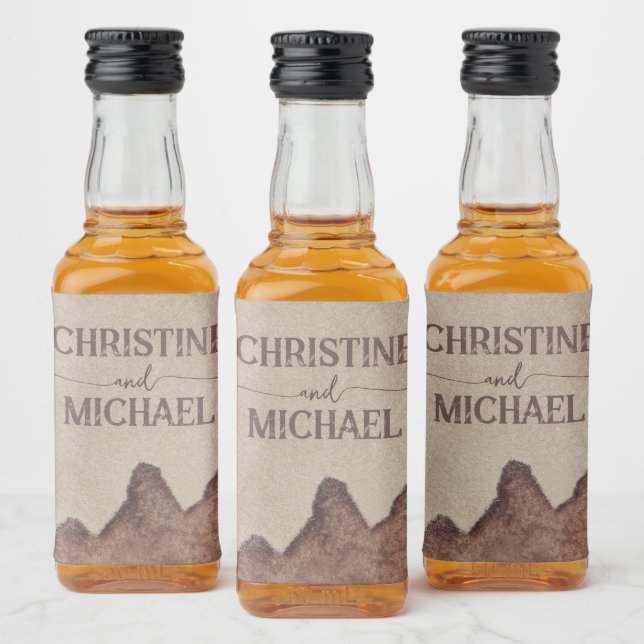 Casamento de montanhas castanhas com papel rústico (Garrafas)