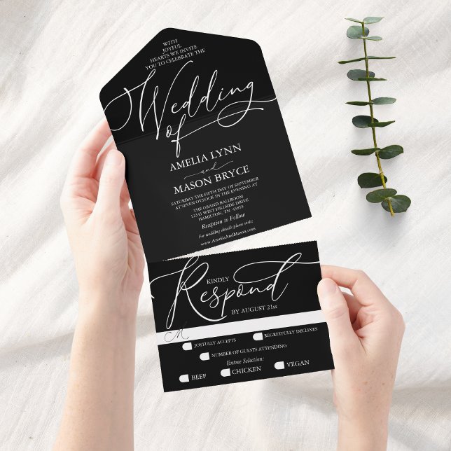 Casamento de Script de Caligrafia Branca e Negra (Black with White Calligraphy Script All in One Wedding Invitation)