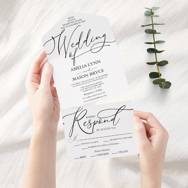 Casamento de Script de Caligrafia Elegante Preto e (Elegant Script Calligraphy Wedding Invitation All in One)