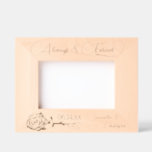 Casamento Elegante Rosa para Sempre<br><div class="desc">Crie uma memória duradoura do seu dia especial com esta bela imagem gravada. Apresenta a inscrição em rico que soletra "Always & Forever" com um rosa de longo curso solteiro, a data do seu casamento e os nomes do casal abaixo. Simples, elegante, e glam, este quadro fotográfico é um presente...</div>