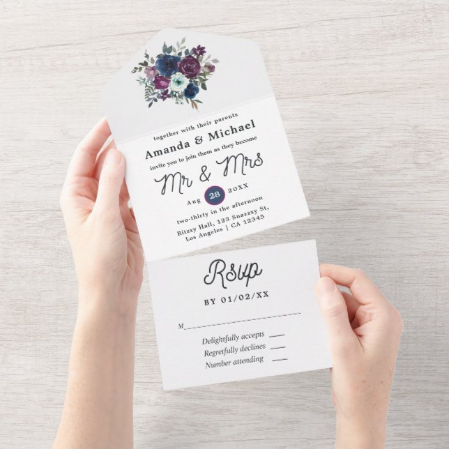 Casamento Floral Roxo e Azul Marinho (Aba destacável)