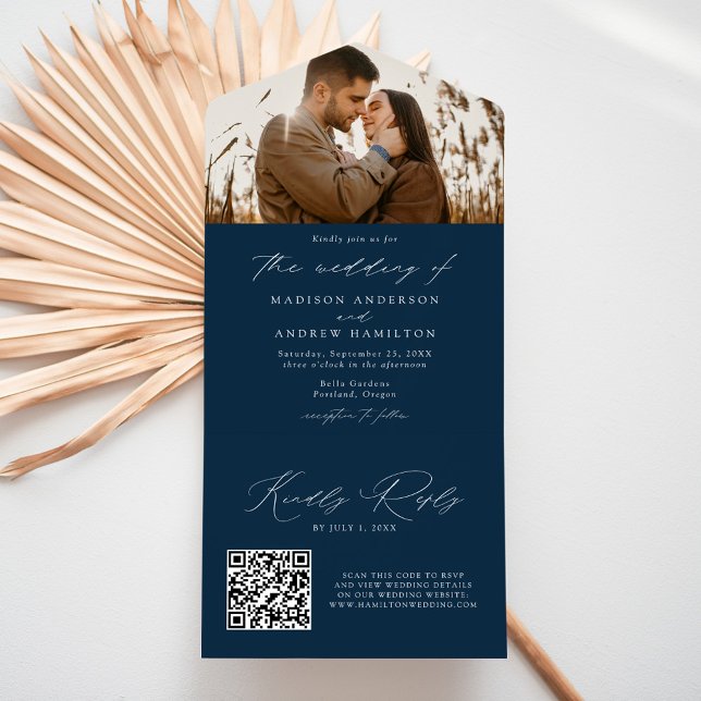 Casamento Fotográfico Marinho com Letra Elegante M (Criador carregado)