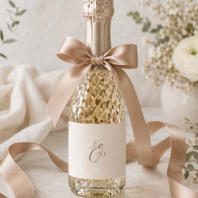 Casamento Marrom Silenciado Monograma de Marfim El (Elegant Ivory Monogram Muted brown Wedding Sparkling Wine Label)